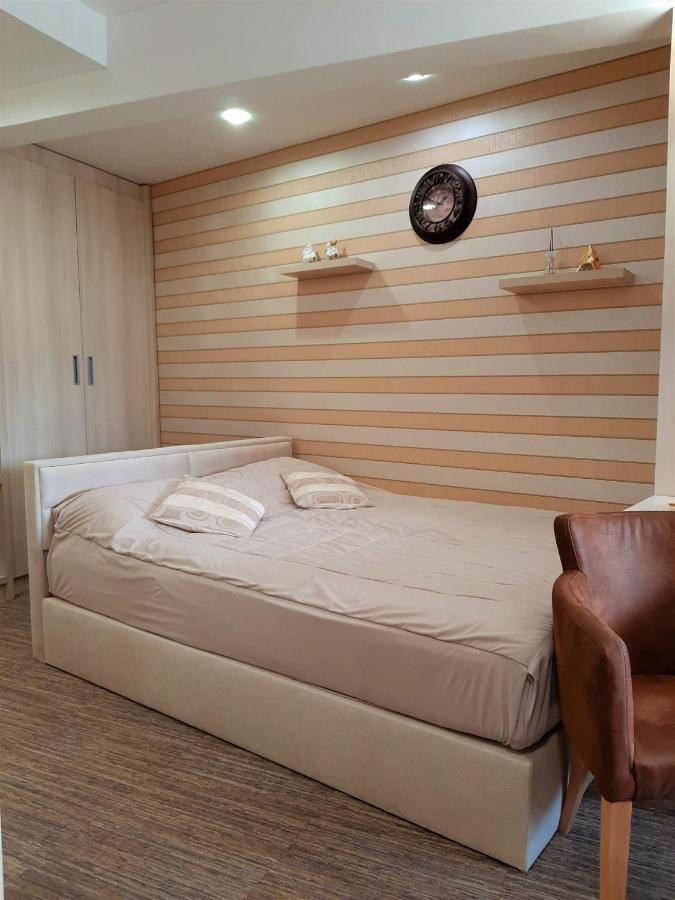 Select Lux Angella-Konaci Apartment โคเปานิก ภายนอก รูปภาพ