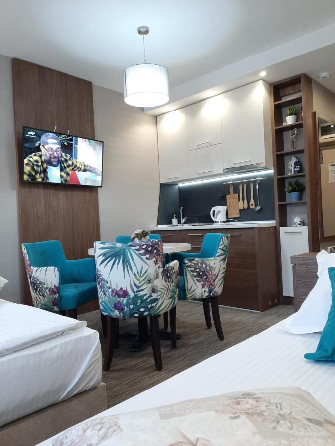 Select Lux Angella-Konaci Apartment โคเปานิก ภายนอก รูปภาพ
