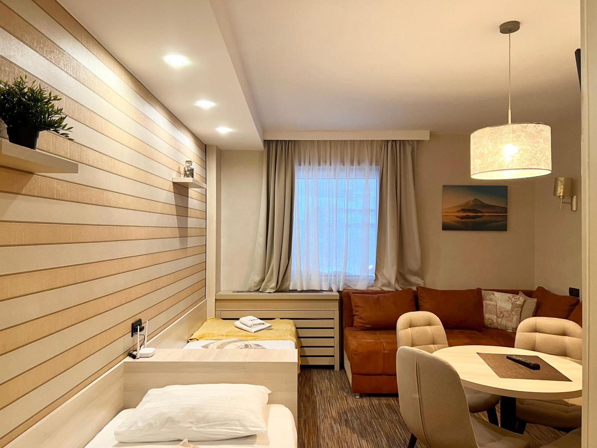 Select Lux Angella-Konaci Apartment โคเปานิก ภายนอก รูปภาพ