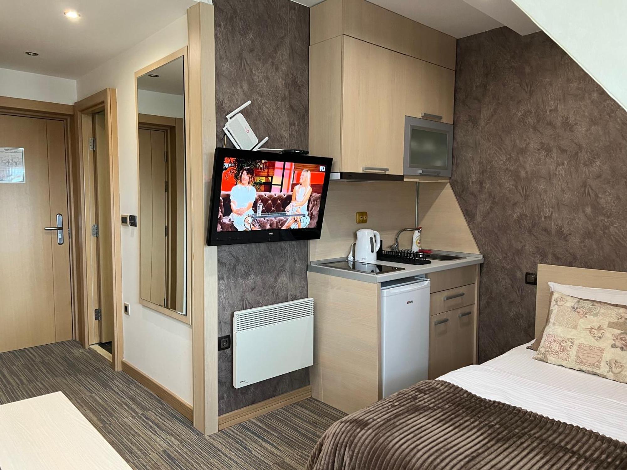 Select Lux Angella-Konaci Apartment โคเปานิก ภายนอก รูปภาพ