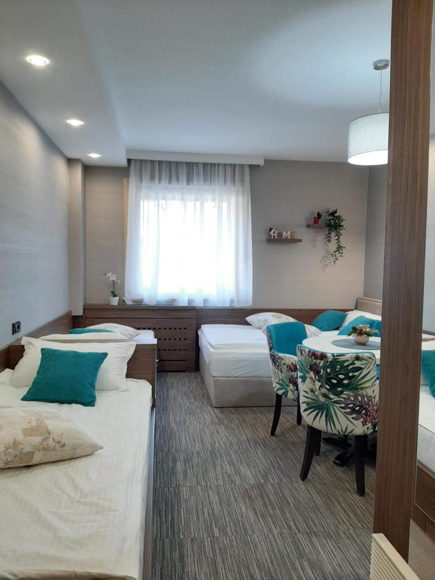 Select Lux Angella-Konaci Apartment โคเปานิก ภายนอก รูปภาพ